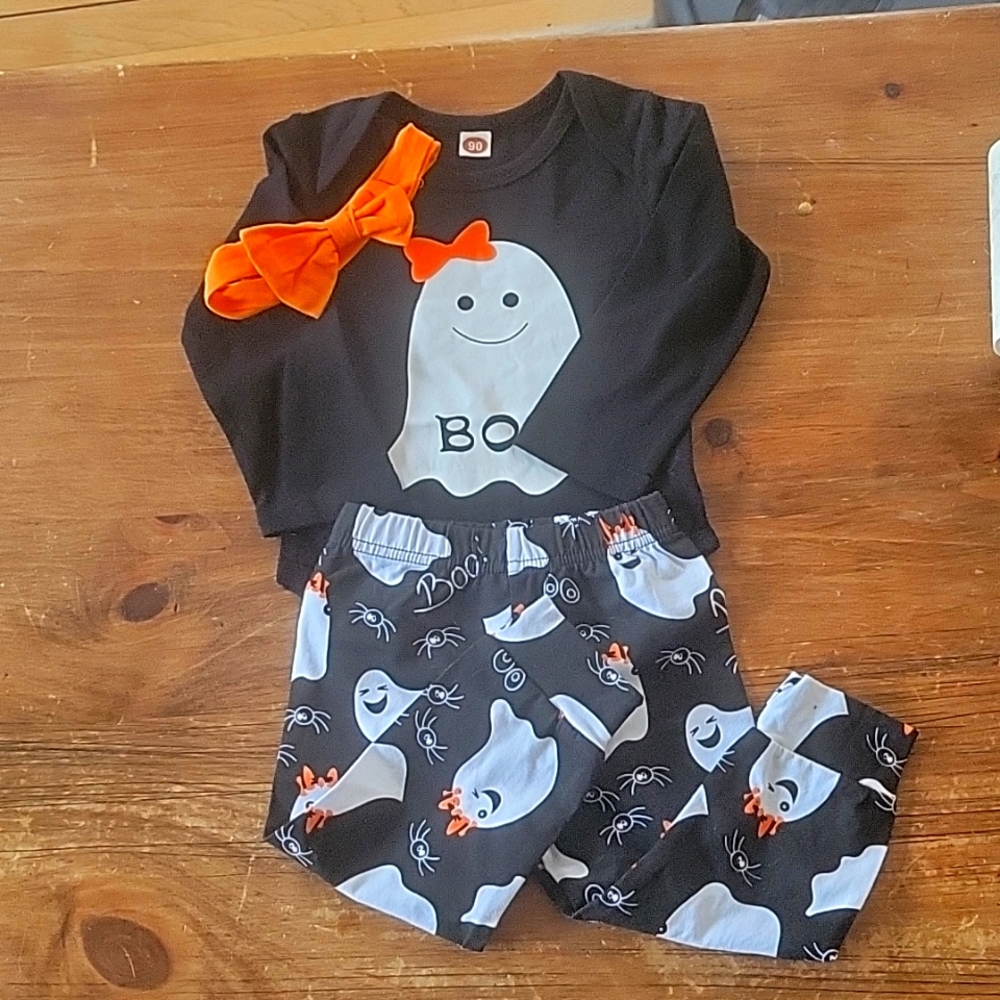 NWOT Halloween set 2T